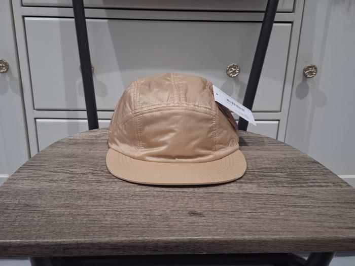 Topi ELLESSE - ELL Unisex Flat Cap Original Beige