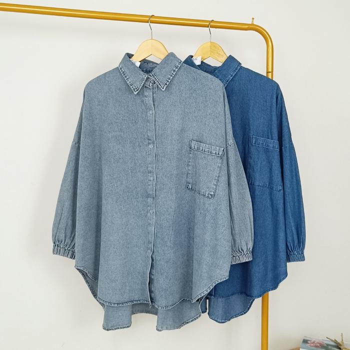Augie - Rheina Oversized Denim Batwing Shirt Kemeja Denim Wanita Super Lebar
