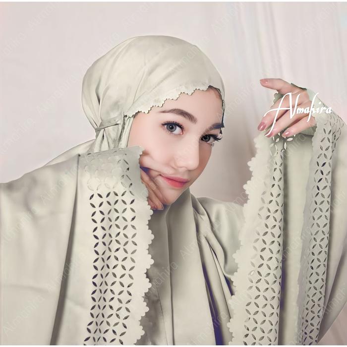 Ready Stok Mukena Dewasa Shakila Laser Cut Premium Original By Almahira Store.Id