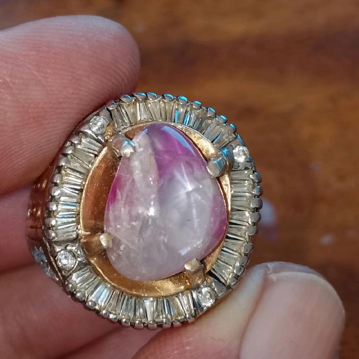 Ruby Mirah Birma Windusara Cincin Mutiara Elegan dengan Desain yang Menawan - Rings