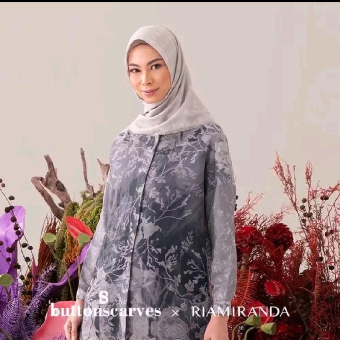 Size xs/s - New Valvia Top Xanadu Buttonscarves x Ria Miranda - Midnight size XS/S as is (ld 116cm) 
