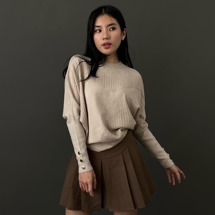 [PINKDOSE] Fabienne Knit Batwing Top with Gold Buttons | Batwing Rajut dengan Kancing | Rajut Lengan