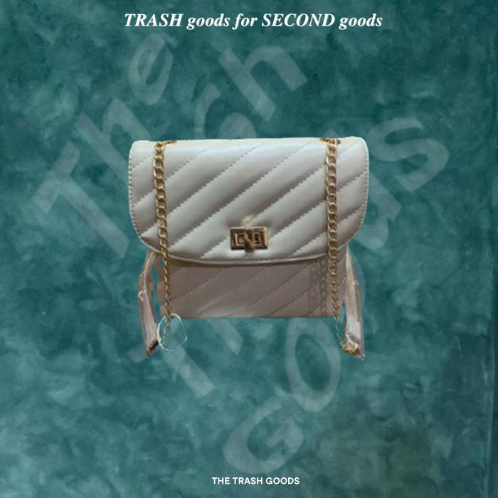 Miniso Official Small Square Crossbody Bag, Tas Selempang SlingBag Ori