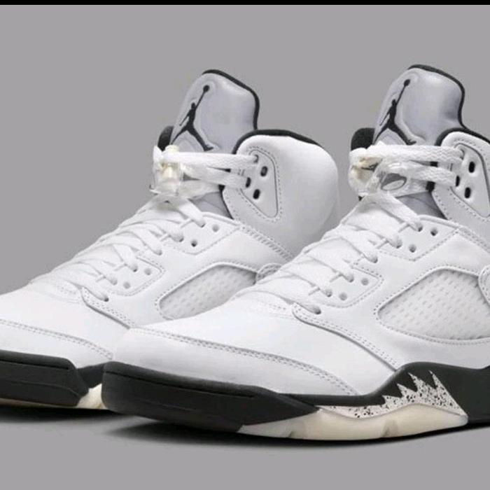 Nike Air Jordan 5 Retro Reverse Metallic Men's US 10 Casual Sneakers Rare New