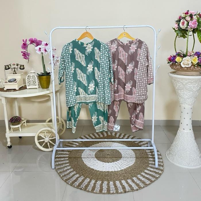 Set celana panjang batik brand JEHAN ARUM LD: 110 cm P:66 cm LC:116 cm (max) P:98 cm
