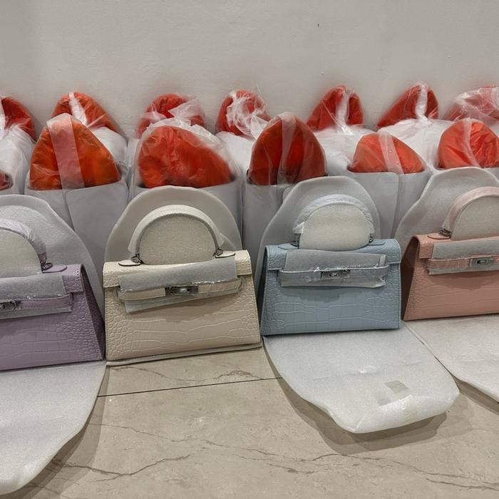 Bag Kelly 22cm. Bahan kulit asli Slingbag. Limited