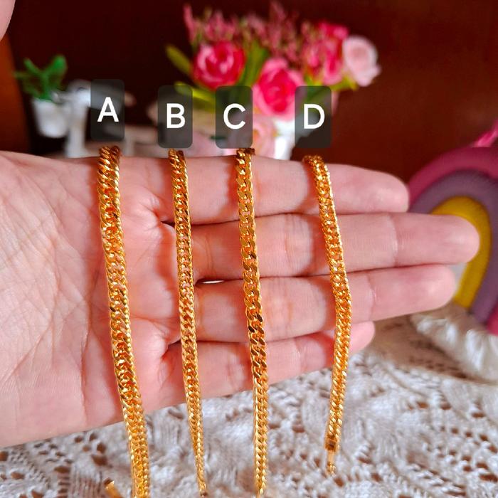 AKSESORIS PERHIASAN EMAS GELANG MODEL RANTAI