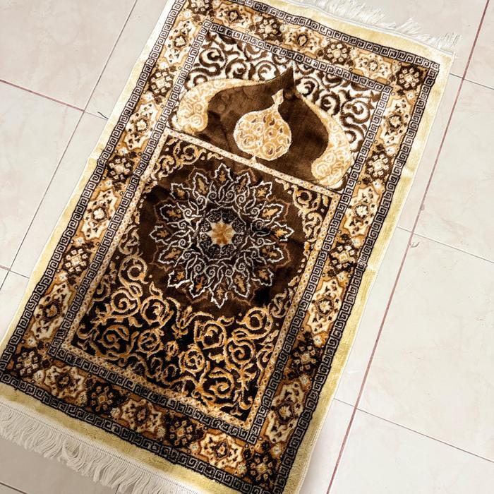 Sajadah Terbaru Turki Karpet Parfum Wangi Kayu Cendana Super Premium Tebal Lembut Yang Memiliki Ukur