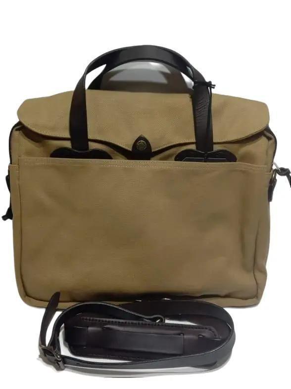 Filson Tas 11070256 - Rugged Twill Original Briefcase - Tas Bisnes Asli Buatan Usa Dengan Kualitas I