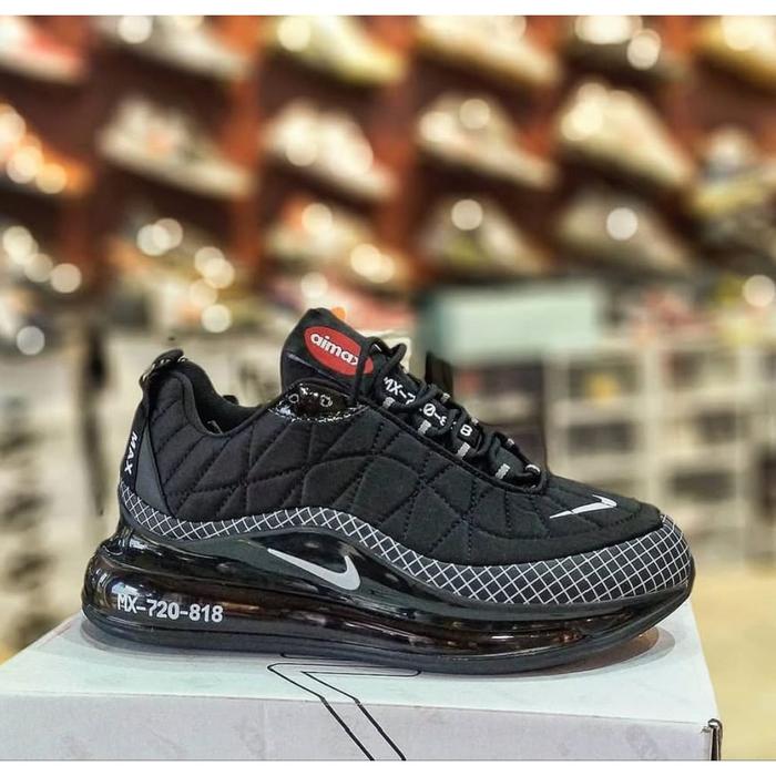 Sepatu Olahraga Sneakers Am 720-818 terlaris