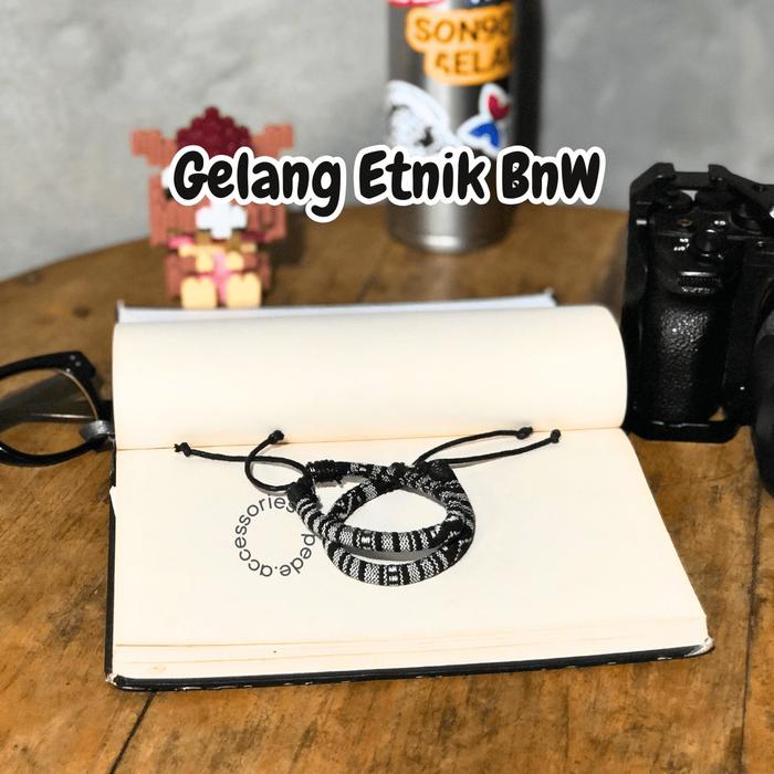 Gelang Etnik Hitam Putih Batik Budaya Oleh-oleh Jogja Tali Serut Bracelet