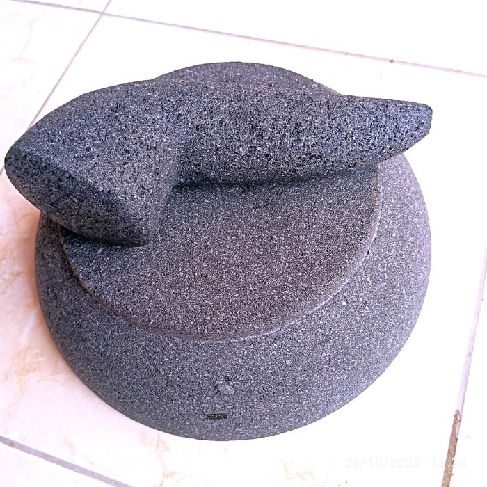 Cobek batu asli batu gunung muntilan