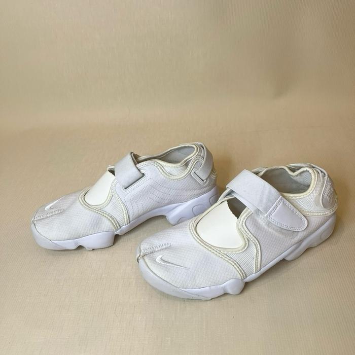 Preloved - Nike Air Rift Breathe All-White