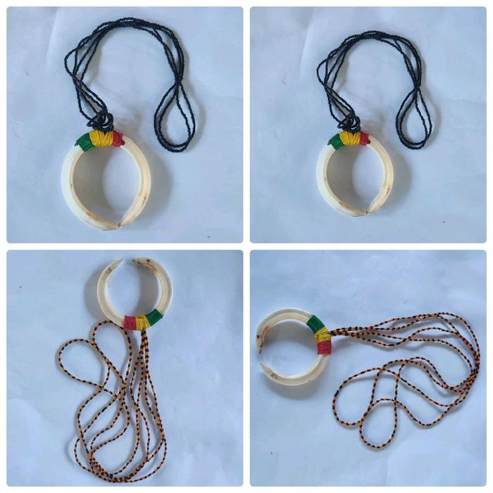 Kalung Gigi Taring Babi Manik manik Papua