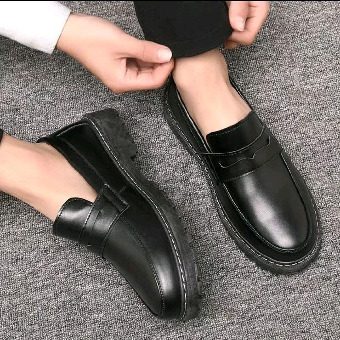 Sepatu Dockmart Lovers pria/Sepatu Formal dockmart pria