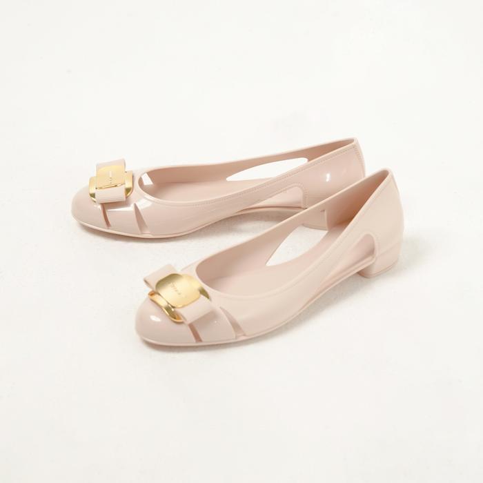Sepatu SALVATORE FERRAGAMO NARA GOLD NUDE JELLY PUMP FLAT SHOES 100% ORIGINAL