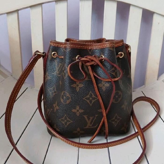 Preloved LV Nano Noe 2018
