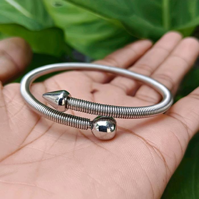 KING COLLECTION Gelang Pria & Wanita Original Stainless Steel Elastis Motif Paku Silver Anti Karat &