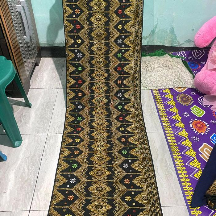 Songket Khas Sasak Lombok - Kain Tenun Tradisional dari Sasak Lombok untuk Sarung