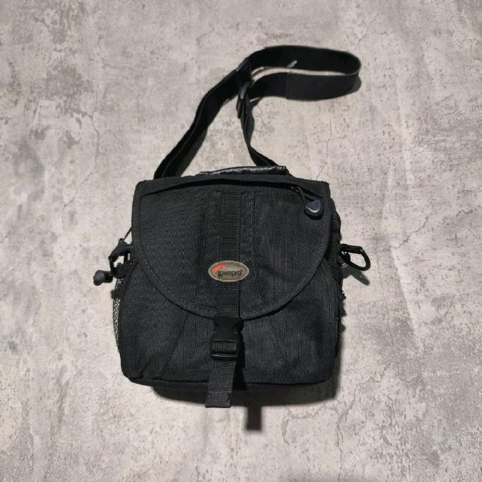 Tas selempang kamera Lowe pro ex 140 hitam bekas