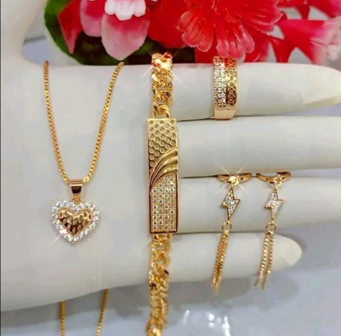 Set Perhiasan 5pcs MN8 Emas Gold Bahan Titanium Wanita Dewasa Anti Karat Realpict Terbaru Simple Ele
