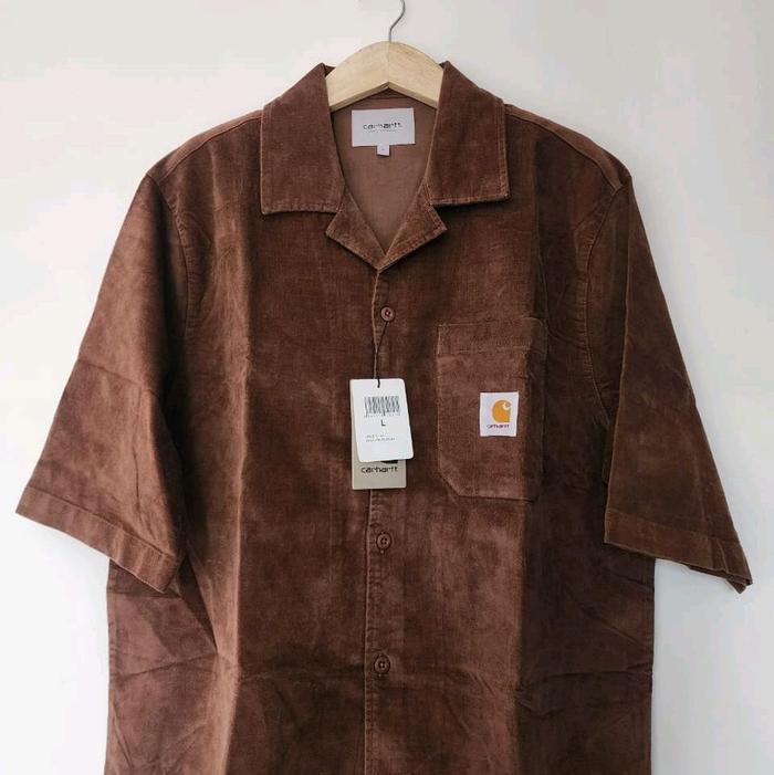 Carhartt Kemeja Pria Model Casual dengan Desain Klasik dan Nyaman untuk Penggunaan Sehari-hari