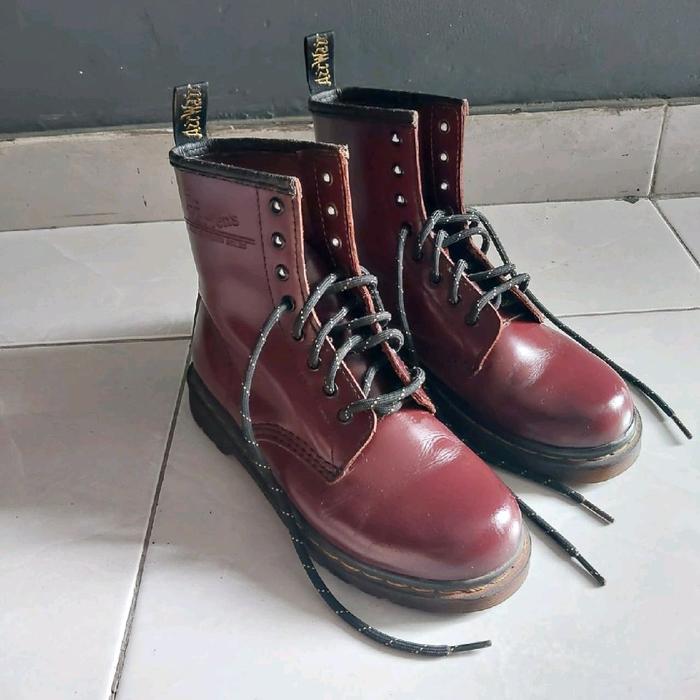 docmart original size 36 second Boots