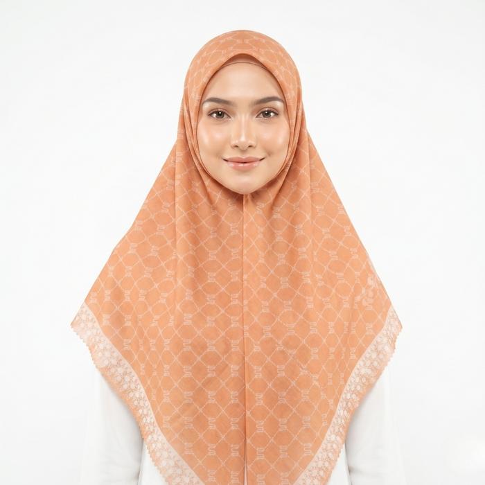 Wulang Narawangsa Hijab Segi Empat Flamingo Era Terracota | Kerudung Segi Empat | Hijab Motif Segi E