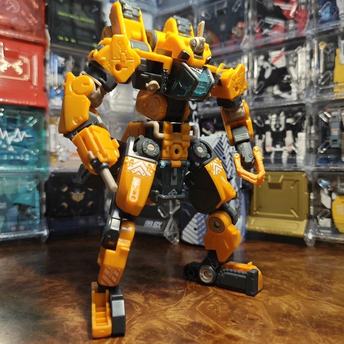 52TOYS MEGABOX MB-12 LANDBREAKER Deformation Robot, Converting in Mecha and Cube, Action Figure, Col