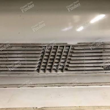 Grill depan fiat uno 1 kosongan tanpa emblem