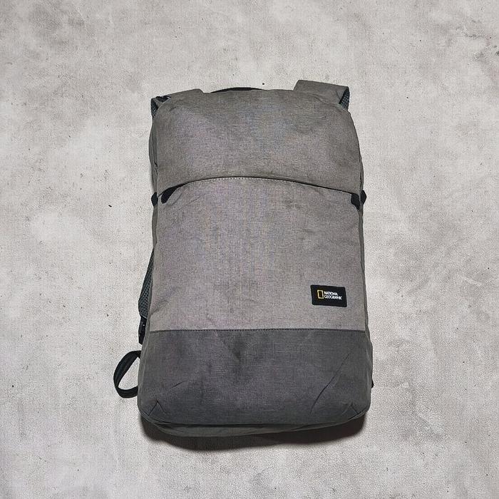 Tas ransel daypack NatGeo abu bekas