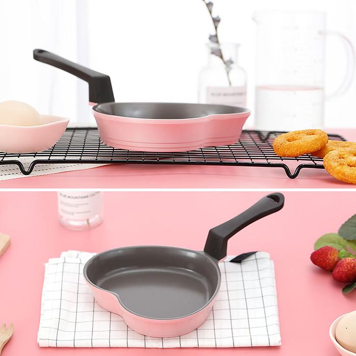 Heart Shaped Frying Pan Food Breakfast Egg Ceramic Non-Stick Pan