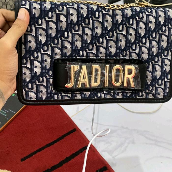 tas selempang wanita import DIOR