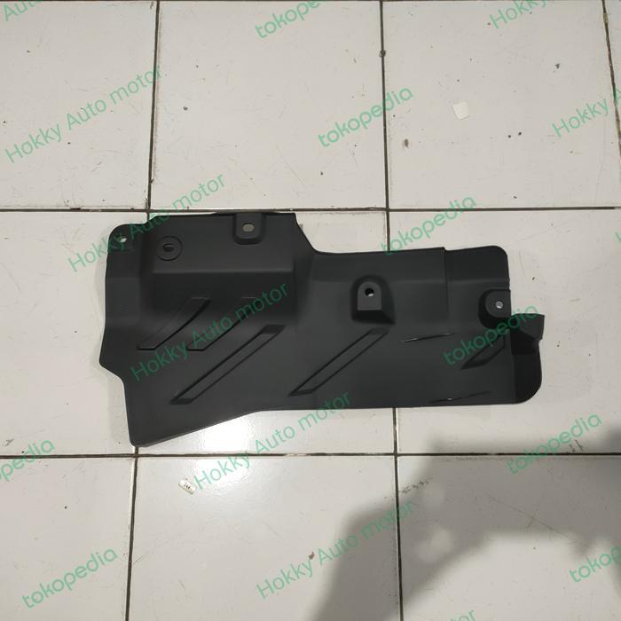 Fender Mud Guard Hino 500