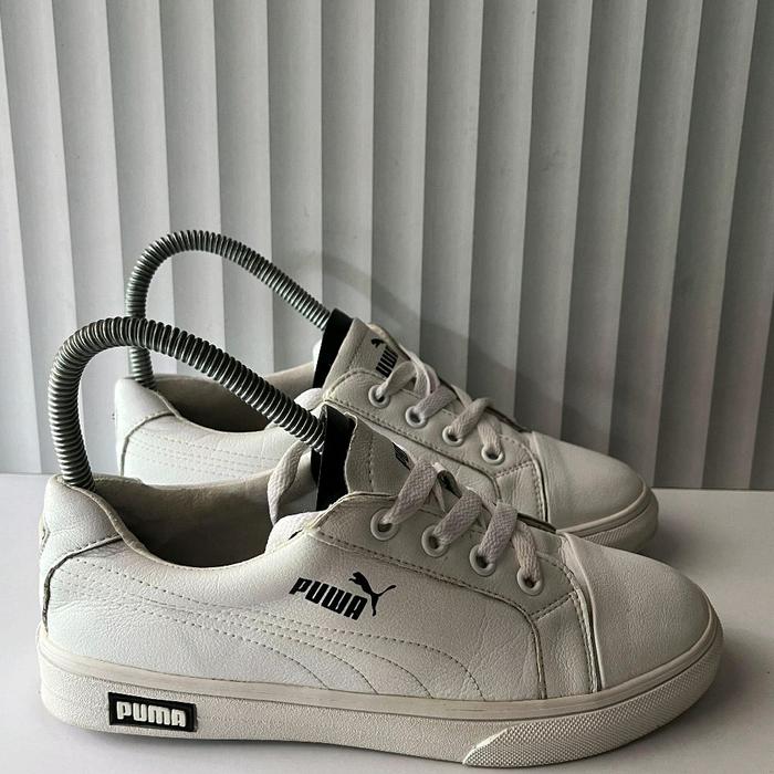 Sepatu Anak Second Original Puma Size 34/21cm