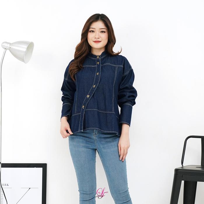 Kemeja Denim Asimetris Wanita Lexa - Lane Cropped Denim Jacket Overlayer Stand Collar Casual Modern