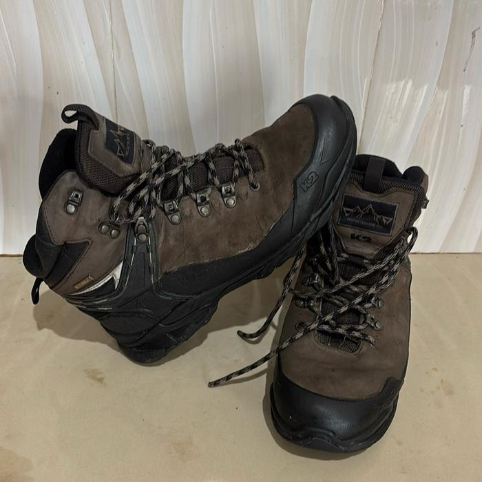 Sepatu Outdoor K2 Goretex Bahan Kulit Size 42 265 mm untuk Aktivitas Luar Ruangan