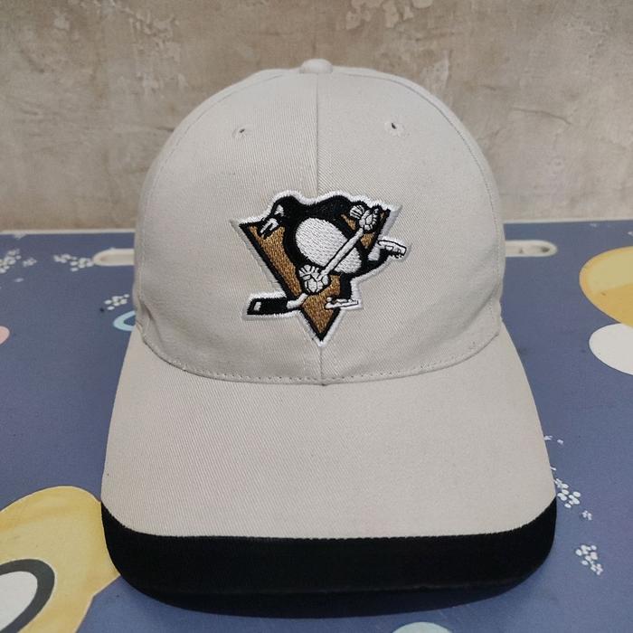 Topi Caps NHL Pittsburgh Penguins UPCM Cream