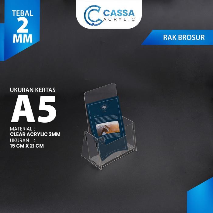 Rak Brosur Akrilik / Display Tempat Brosur Ukuran A5