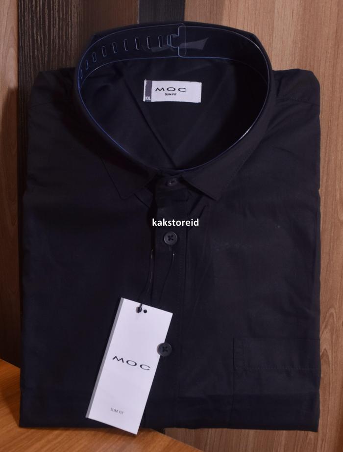 Kemeja Pria MOC Lengan Pendek Hitam Polos Slimfit KMS 06