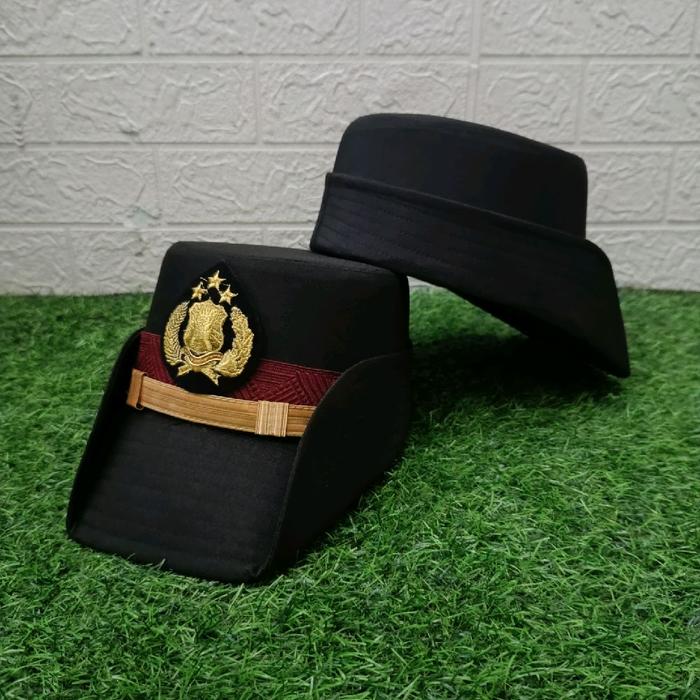 PET PDU POLWAN PAMA POLRI / PET PDU POLWAN PAMA POLRI / PET PDU PAMA POLWAN