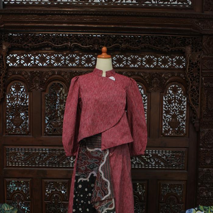 Crop Janggan Lurik Modern