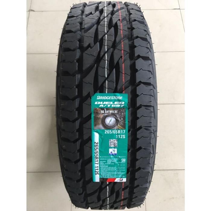 Ban Mobil Pajero Fortuner 265/65 R17 Bridgestone Dueler D697