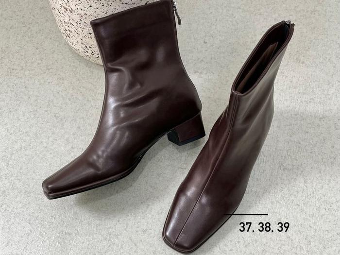 READY STOCK - CLONA BOOTS