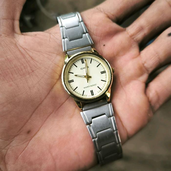 Jam tangan Casio Women Ladies Wanita bukan seiko automatic mido weil Original