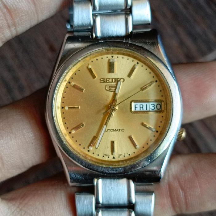 Jam Tangan Seiko 5 7S26 Gold Dial