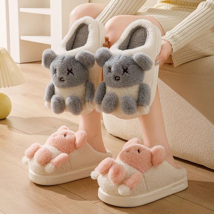 sandal sendal slipper karet bulu boneka bearbrick hangat empuk lembut lucu anti slip