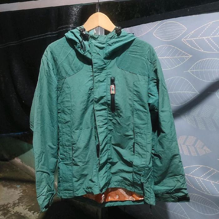 Jaket Hijau Thrifting thrift
