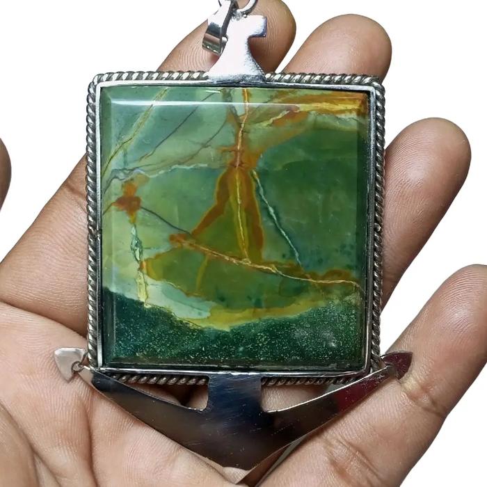 liontin batu gambar natural motif kapal batu gambar motif alat transportasi kapal material jasper kl