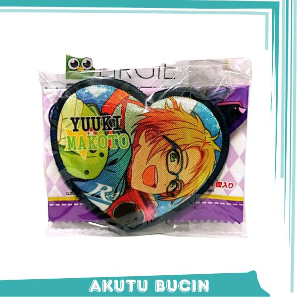 ENSEMBLE STARS ANSUTA BIG LOVE CUSHION BADGE TRICKSTAR MAKOTO YUUKI
